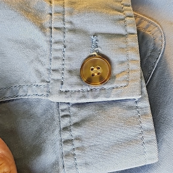 Talbot's light blue lightweight jacket. 4 front pockets. Button front. Size med - Picture 7 of 11